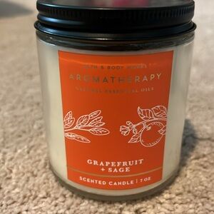 Bath & Body Grapefruit & Sage 7ounce candle